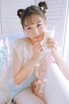 花井美里